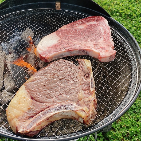 骨付きステーキ（黒毛和種）